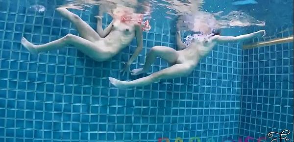  Fox twins swim naked and let boyfriend fuck them underwater